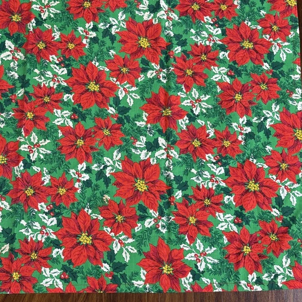 Vintage Handmade Poinsettia Christmas Tablecloth 52